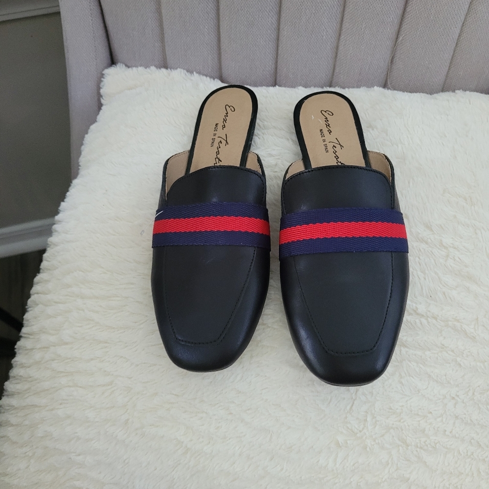 Enzo Tesoti Size 39 WoMen's Black Slip-On Loafers with Red and Blue Stripes